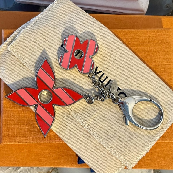 RARE Louis Vuitton Striped Fleur de Monogram Bag Charm with Dustbag and Box - Picture 4 of 6